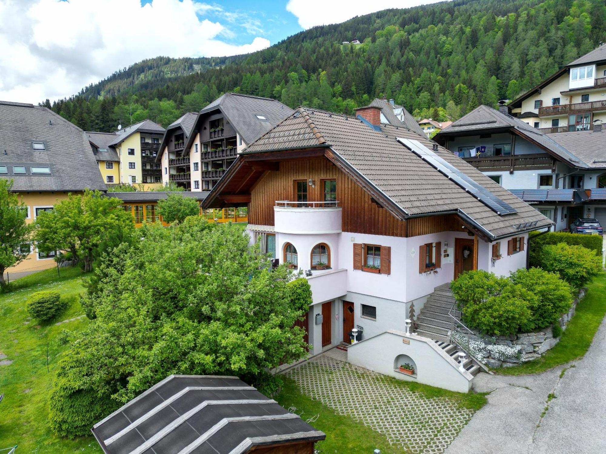 Apartment Bergglueck Im Lungau ザンクト・ミヒャエル・イム・ルンガウ エクステリア 写真